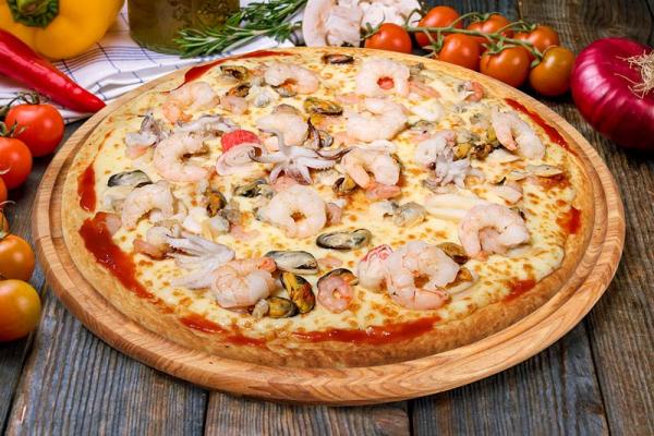 Pizza Frutti de Mare, klassische Pizza, Steinofenpizza, vegetarische Pizza, Pizza bestellen